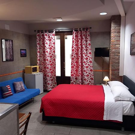 Sam'S Getaway Apartment Mondovi Ngoại thất bức ảnh