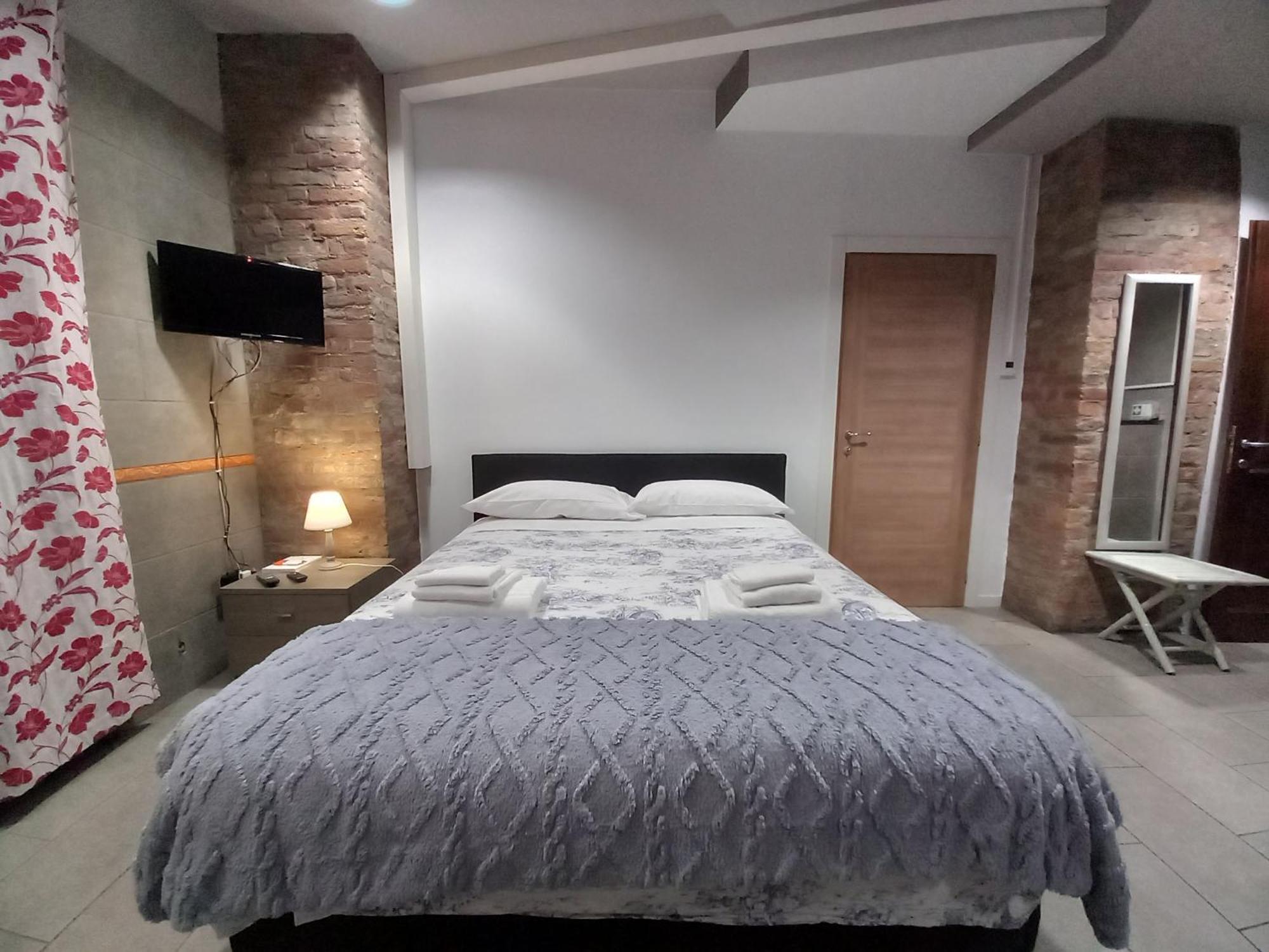 Sam'S Getaway Apartment Mondovi Ngoại thất bức ảnh